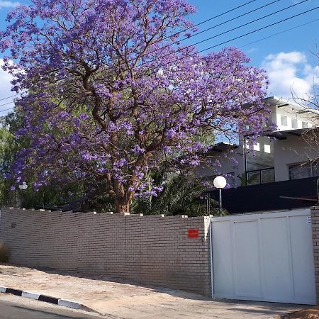 Suiderhof Self-Catering Hotel Windhoek Exterior foto